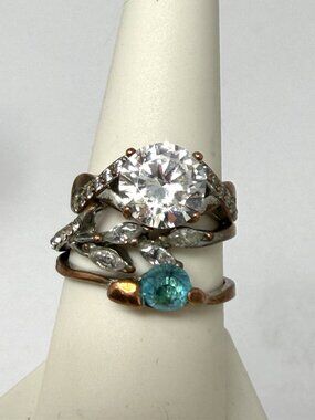 Copper Tone Ring Lot 3pc size 7, 8, 8 ½ Faux Blue & Clear Rhinestone